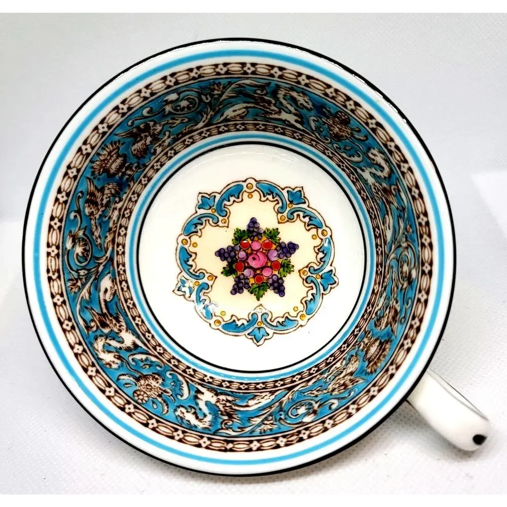 Wedgewood China Teacup Florentine Turquoise Dragons Griffins Florals No Flaws